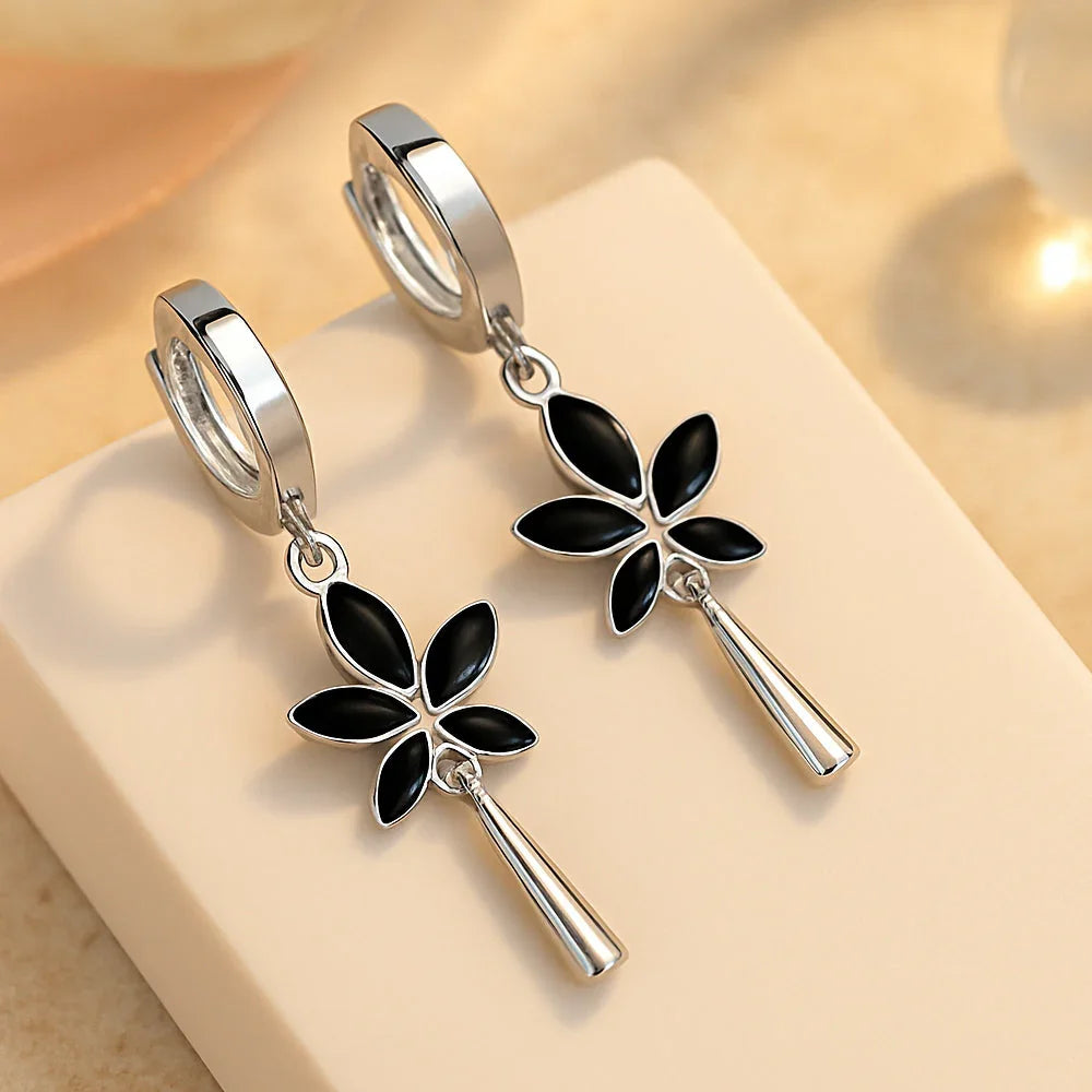 Ohrringe aus 925er Sterling-Silber, Creole hängend mit schwarzen Blättern