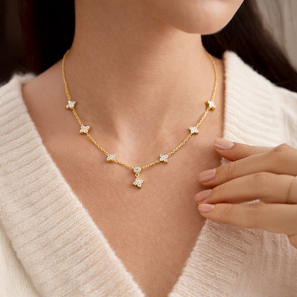 Kette mit Anhänger aus 925er Sterling-Silber, vierblättrige Blume