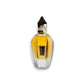 Luxuriöser Parfumflakon mit goldener Kappe und bernsteinfarbener Flüssigkeit, Produktfoto