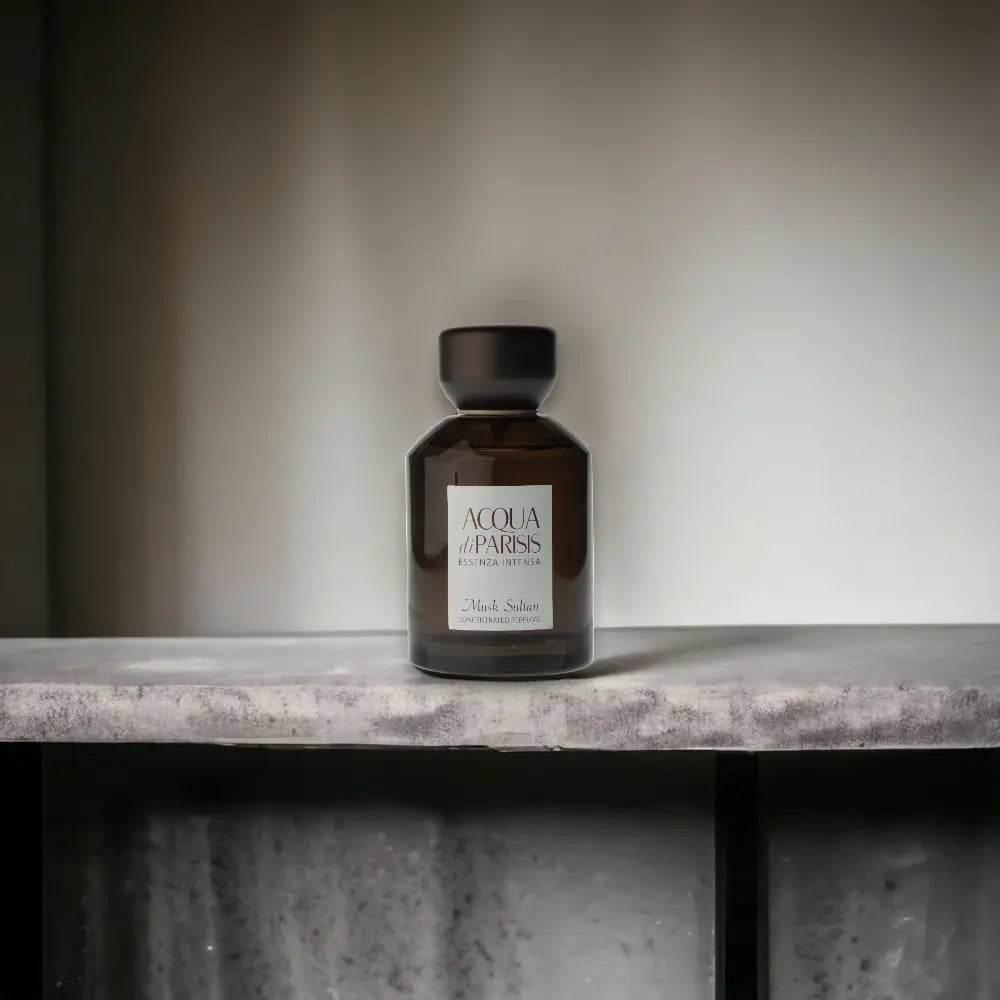 Reyane Tradition Acqua di Parisis Essenza Intensa Musk Sultan Eau de Parfum - BLACK ELIXIR - Maison de Parfum
