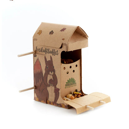 Freiluftbuffet für Eichhörnchen