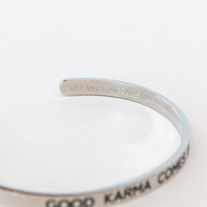 Armreif mit Gravur | Silber | Good Karma comes back