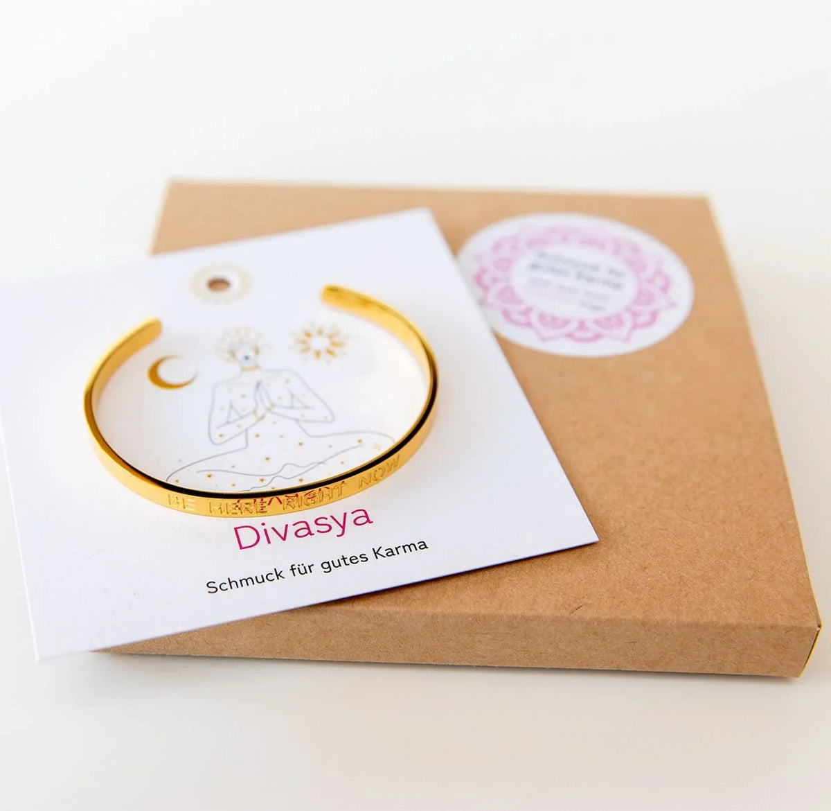 Armreif mit Gravur | vergoldet | Be here right now