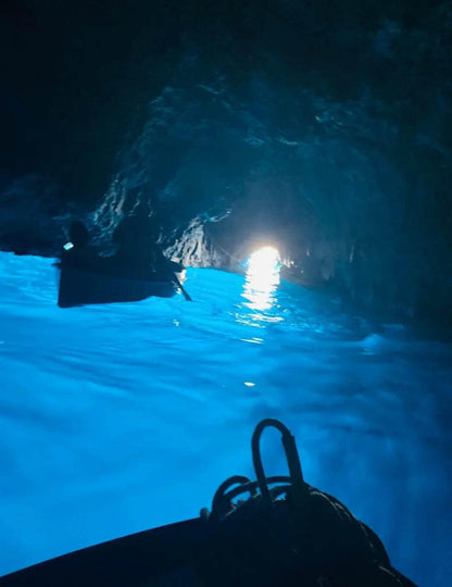 CASA AMALFI BLUE GROTTO BODY SOAP- Fresh Acqua Marine - BLACK ELIXIR - Maison de Parfum