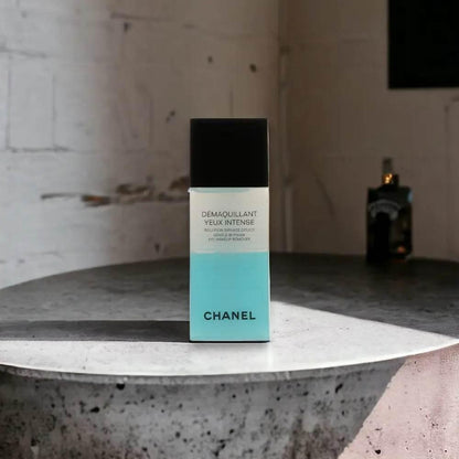 CHANEL Demaquillant Yeux Intense Eye Makeup Remover - BLACK ELIXIR - Maison de Parfum