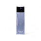 Elegantes Herrenparfum, rechteckiger Glasflakon mit schwarzem Verschluss, minimalistisches Design