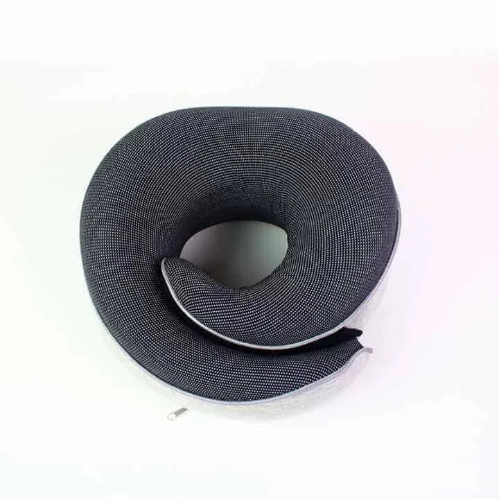 Nackenkissen für erholsamen Schlaf nach der Haartransplantation – kompakt, komfortabel & ideal für Reisen