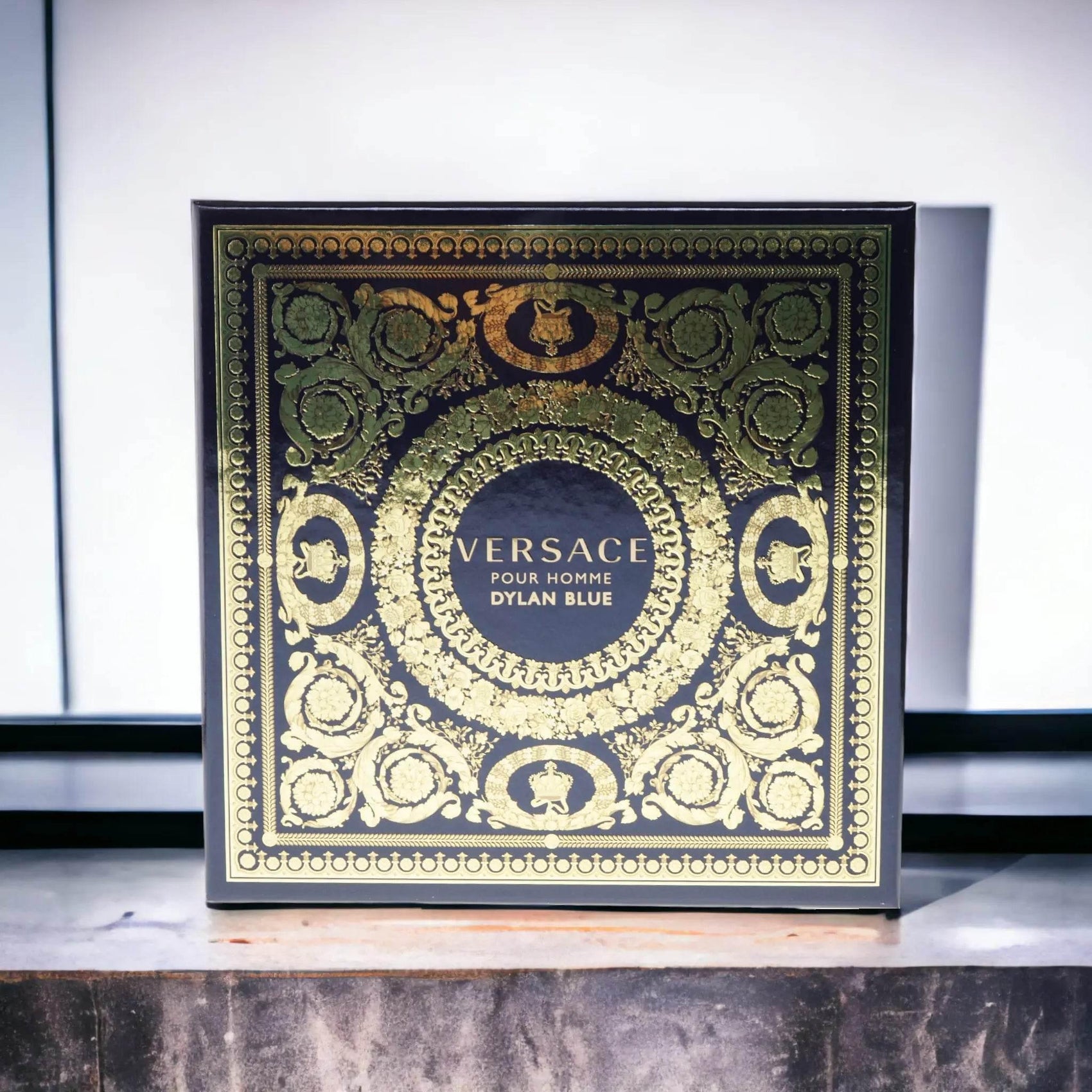 Versace Dylan Blue Pour Homme Duftset Eau de Toilette - BLACK ELIXIR - Maison de Parfum