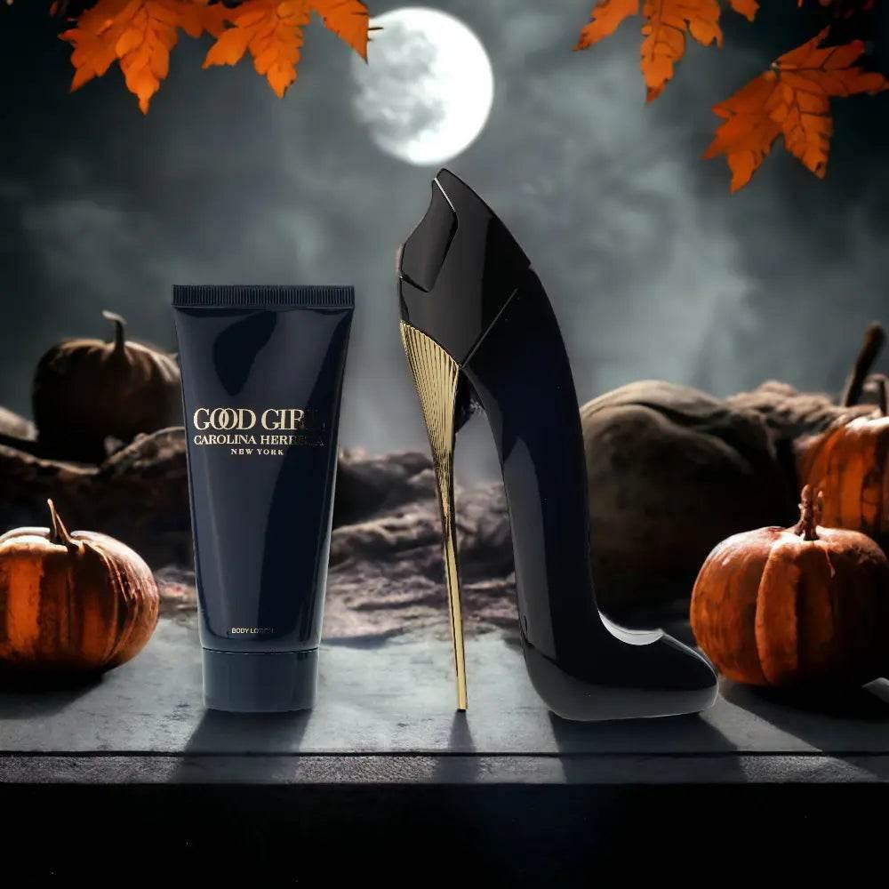 Good Girl Duftset mit Body Lotion und Parfumflakon in High Heel Form vor Vollmond und Kürbissen