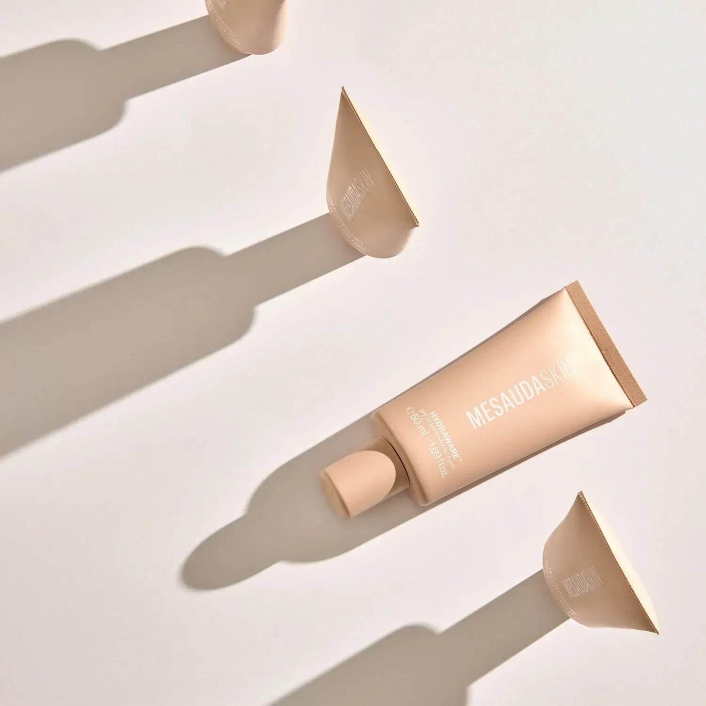 HYDRAWARE™ FLUID SPF 50 MOISTURIZER - BLACK ELIXIR - Maison de Parfum