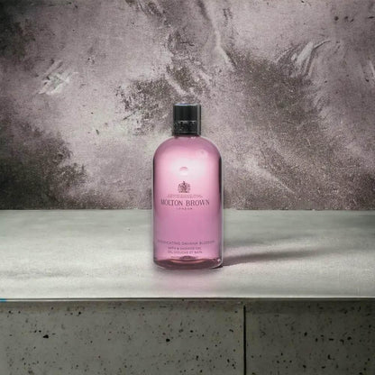Molton Brown Intoxicating Davana Blossom Shower Gel - BLACK ELIXIR - Maison de Parfum
