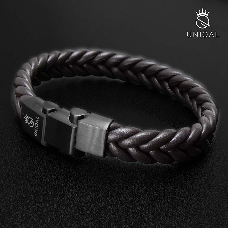 BROWN BRAID
