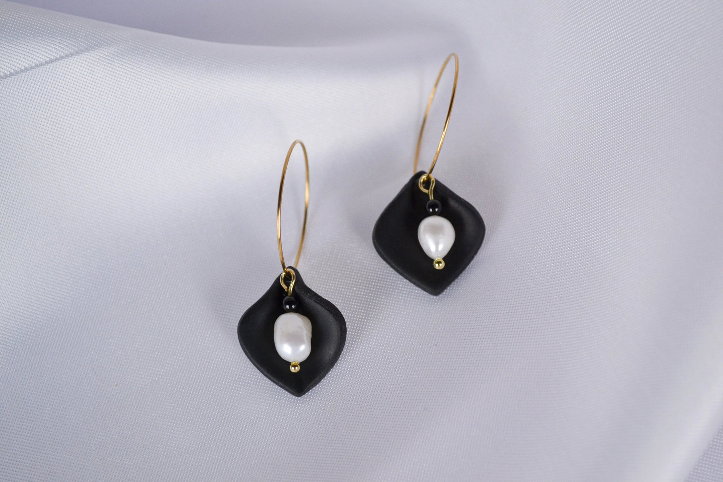 Creolen Leyla in Schwarz