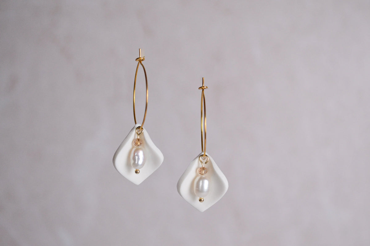 Creolen Leyla in Weiß