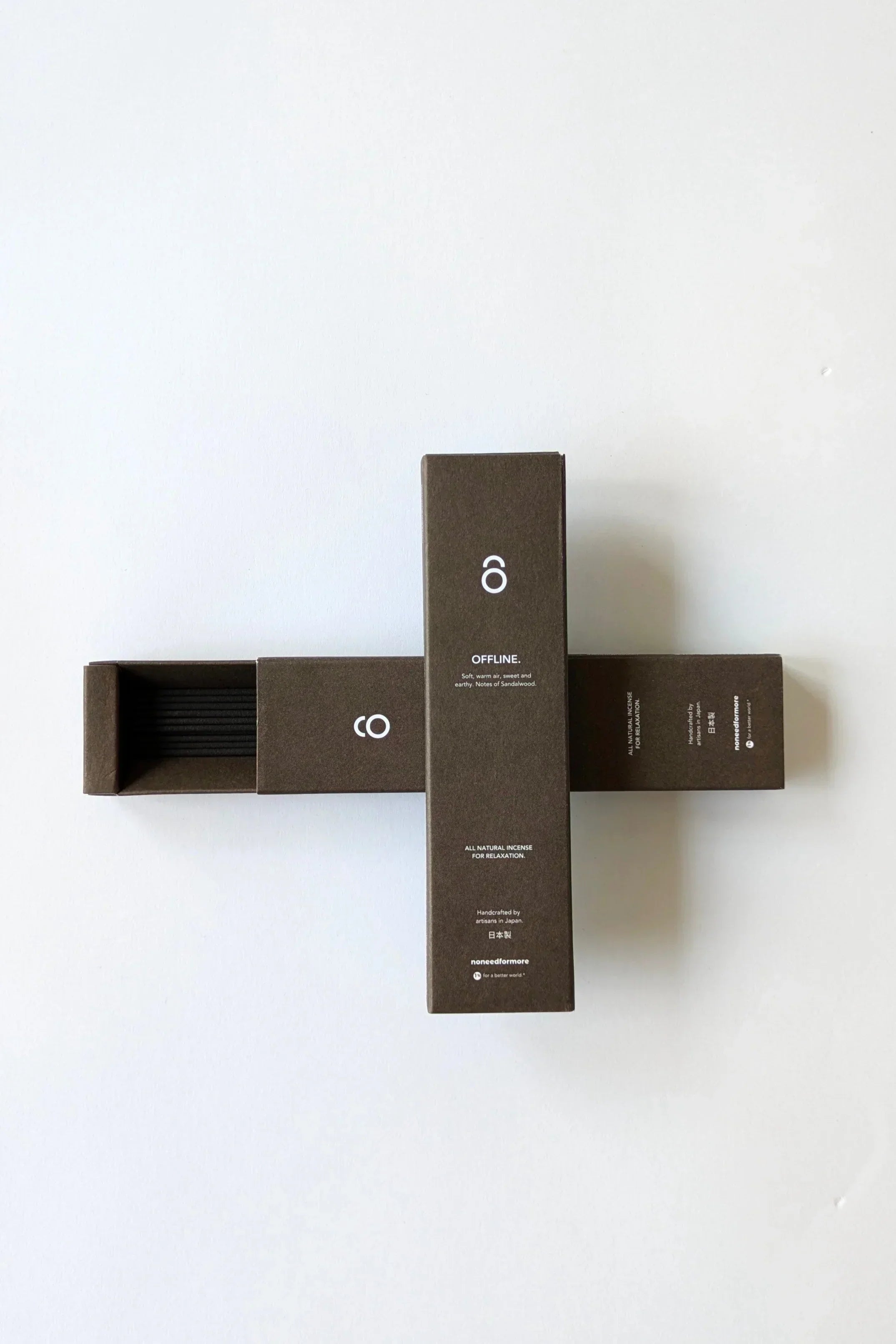 no need for more - Natürliche Räucherstäbchen - "Offline" - sanftes Sandelholz
