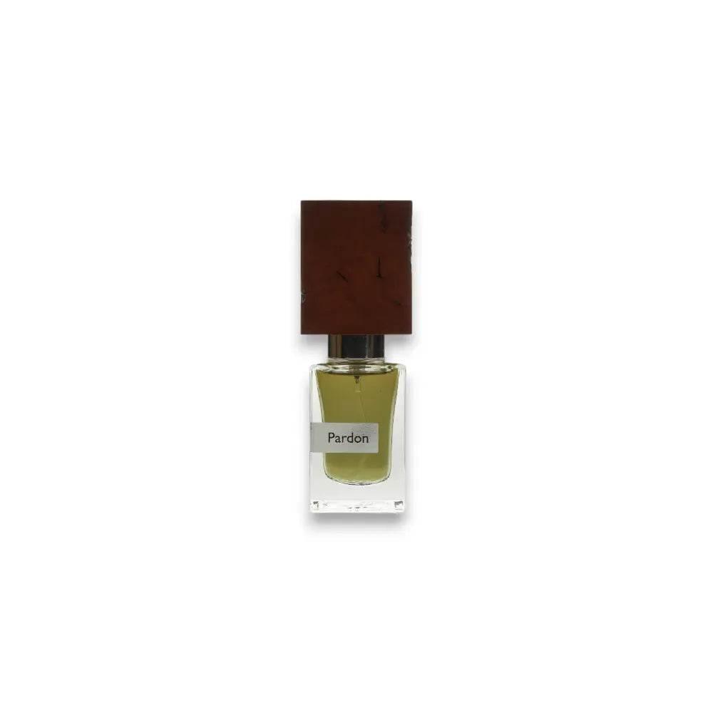 Luxuriöses Parfumflakon mit Holzdeckel und Label Pardon, Nischenparfum, Produktfoto
