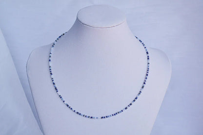 Perlenkette Blautöne