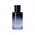 Sauvage After Shave Lotion im eleganten, dunklen Glasflakon vor weißem Hintergrund