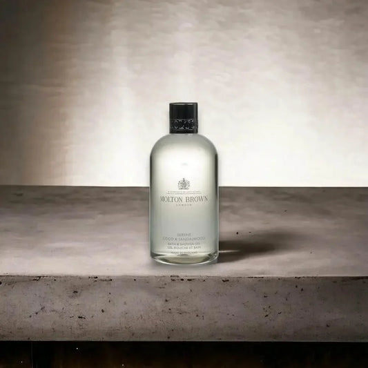 Molton Brown Serene Coco & Sandalwood Duschgel – luxuriöses Bade- und Duschgel mit exklusivem Duft