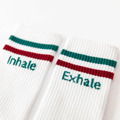Socken mit Yoga-Motiv in 2 Varianten: Inhale Exhale | Namasté