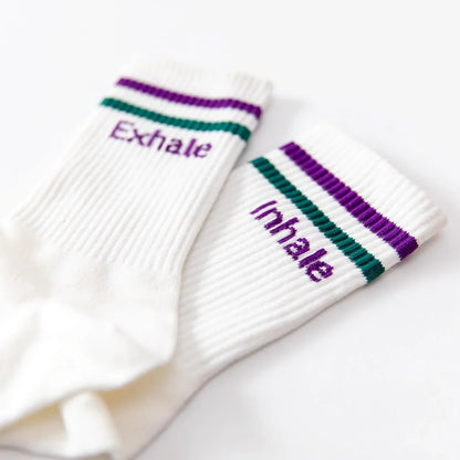 Socken mit Yoga-Motiv in 2 Varianten: Inhale Exhale | Namasté