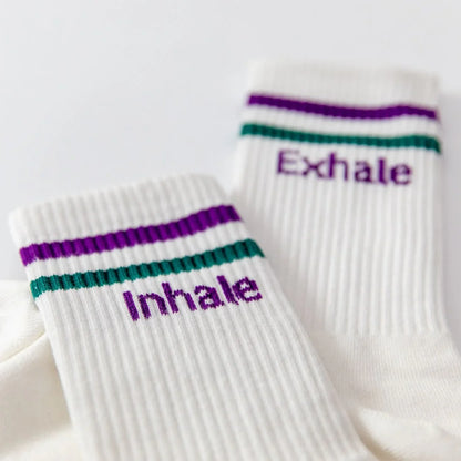 Socken mit Yoga-Motiv in 2 Varianten: Inhale Exhale | Namasté