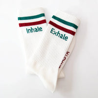 Socken mit Yoga-Motiv: Inhale Exhale | Namasté