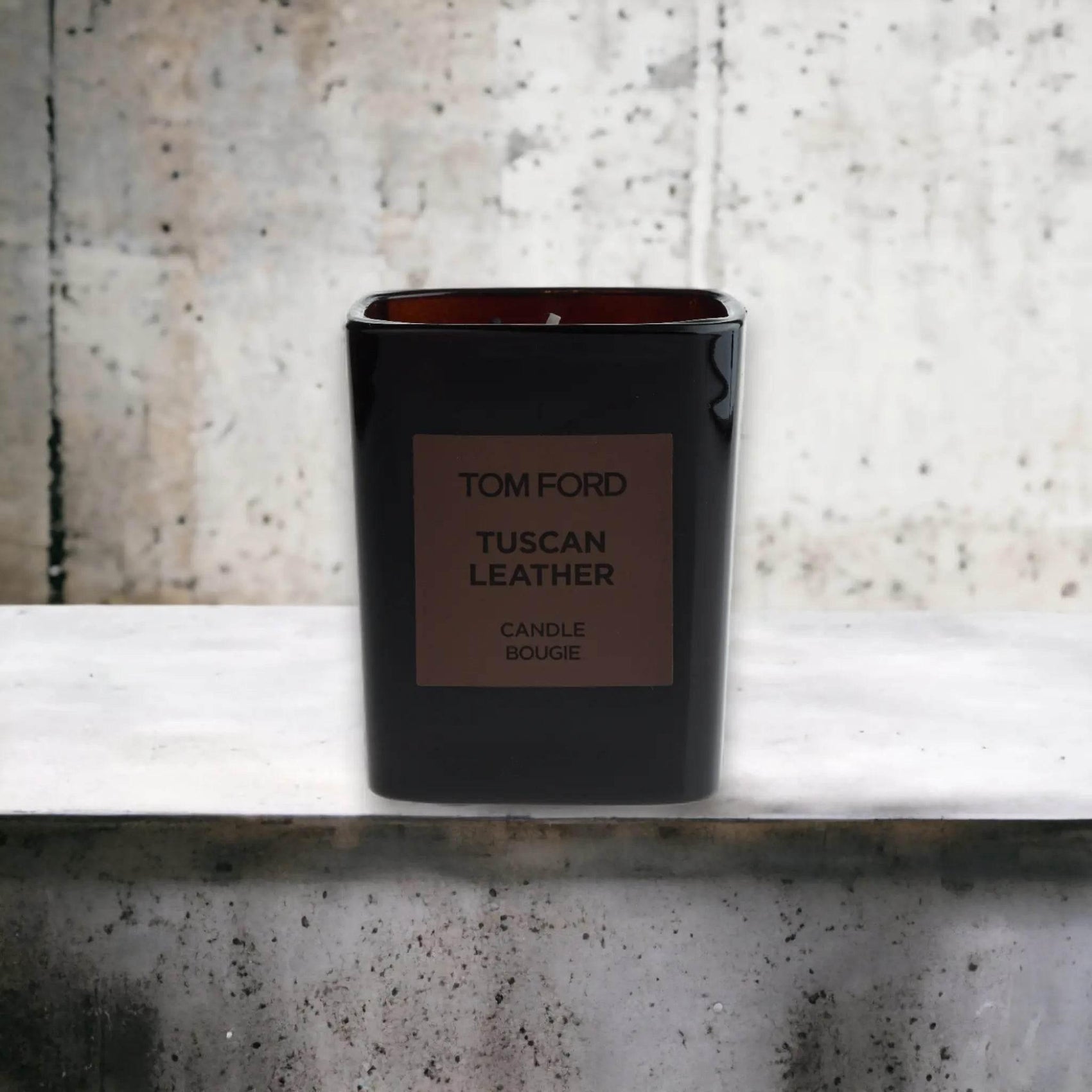 TOM FORD Tuscan Leather Duftkerze - BLACK ELIXIR - Maison de Parfum