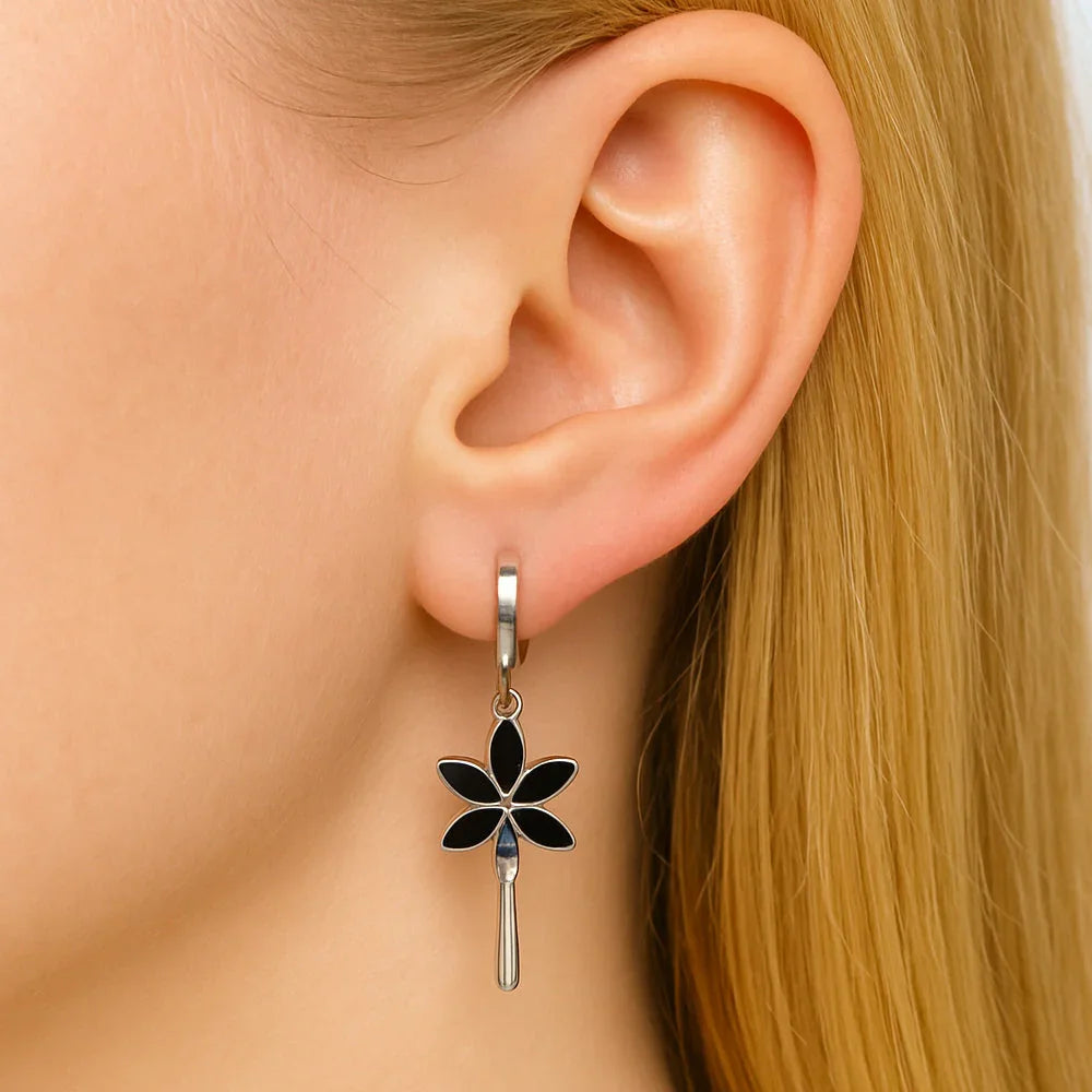 Ohrringe aus 925er Sterling-Silber, Creole hängend mit schwarzen Blättern