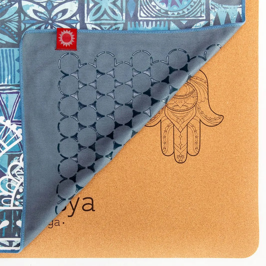 Yoga Handtuch rutschfest aus recycelter Mikrofaser & Silikon-Struktur auf der Unterseite