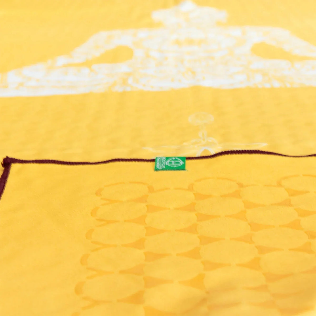 Yoga Handtuch rutschfest aus recycelter Mikrofaser & Silikon-Struktur auf der Unterseite