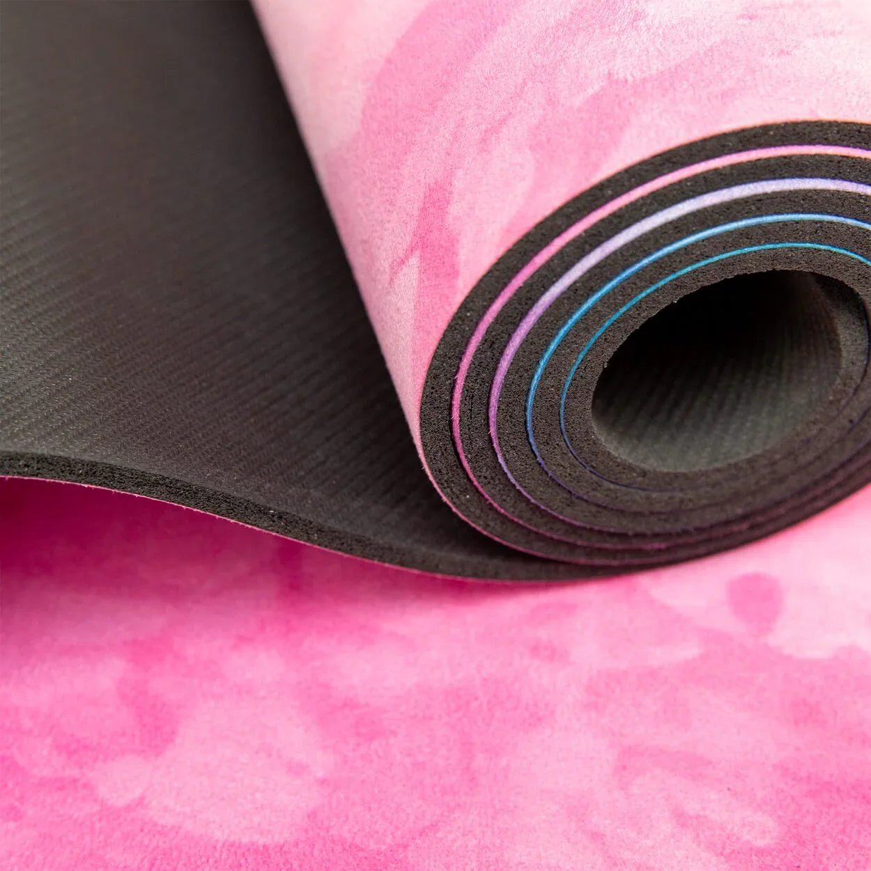 Nachhaltige Yogamatte aus Naturkautschuk & recycelter Mikrofaser