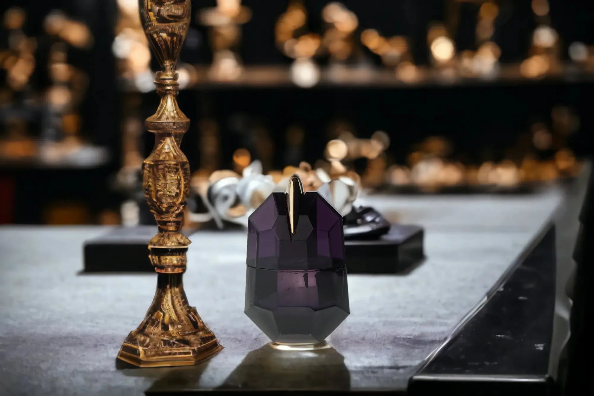 Mugler Alien Eau de Parfum Nachfüllbar - BLACK ELIXIR - Maison de Parfum