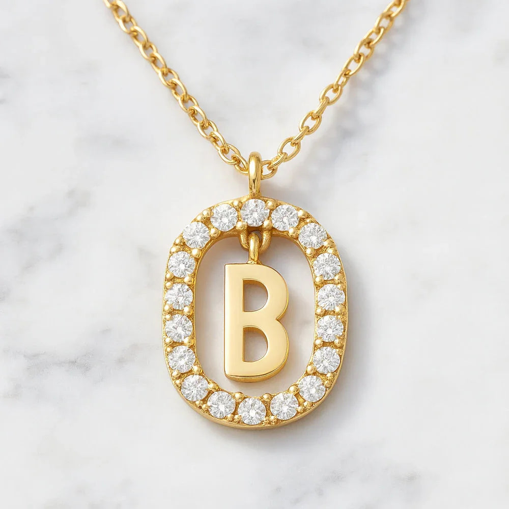 Kette mit Anhänger aus 925er Sterling-Silber, verschiedene Buchstaben im Strasskreis, 45cm