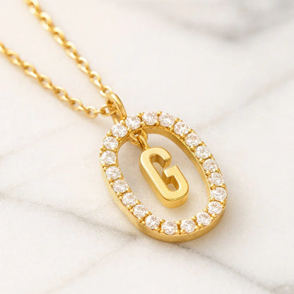 Kette mit Anhänger aus 925er Sterling-Silber, verschiedene Buchstaben im Strasskreis, 45cm