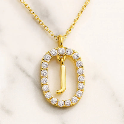 Kette mit Anhänger aus 925er Sterling-Silber, verschiedene Buchstaben im Strasskreis, 45cm