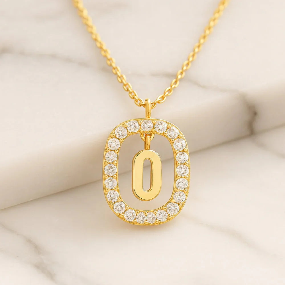 Kette mit Anhänger aus 925er Sterling-Silber, verschiedene Buchstaben im Strasskreis, 45cm