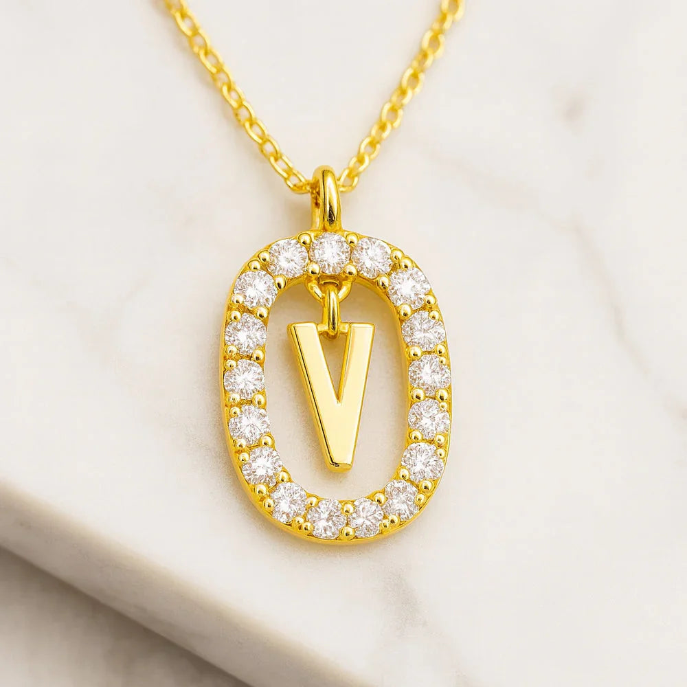 Kette mit Anhänger aus 925er Sterling-Silber, verschiedene Buchstaben im Strasskreis, 45cm