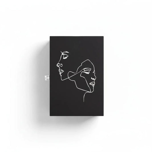 flat-lay-2a6a556a-6556-4b9d-b2ad-f6b593d8da78 - BLACK ELIXIR - Maison de Parfum