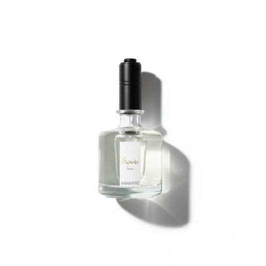 flat-lay-8d092c98-e5d9-4a3a-bf49-857d041430f0-1jpg-32831 - BLACK ELIXIR - Maison de Parfum