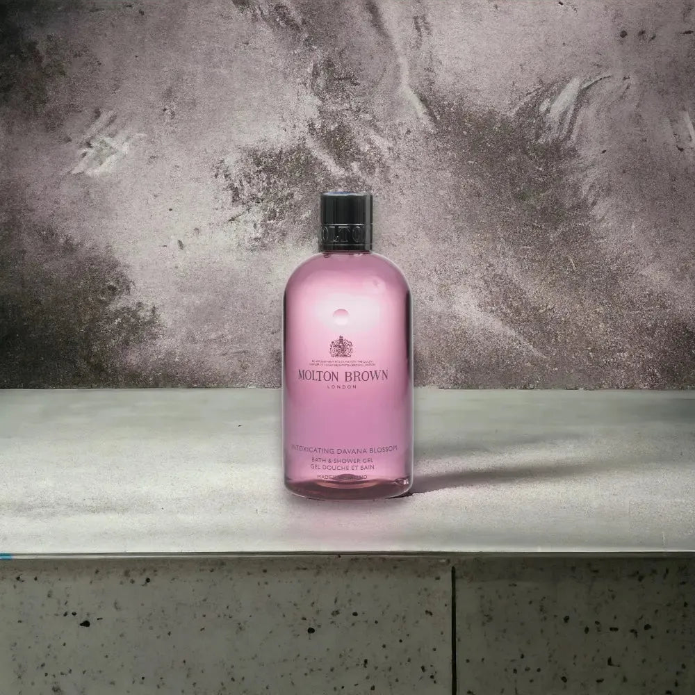 Molton Brown Intoxicating Davana Blossom Shower Gel - BLACK ELIXIR - Maison de Parfum