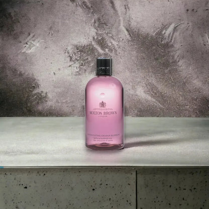 Molton Brown Intoxicating Davana Blossom Shower Gel - BLACK ELIXIR - Maison de Parfum
