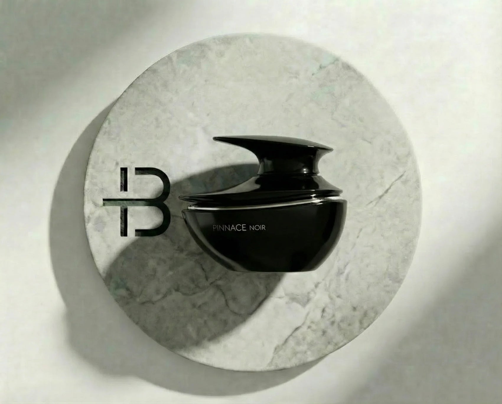 French Avenue Pinnace Noir Eau de Parfum