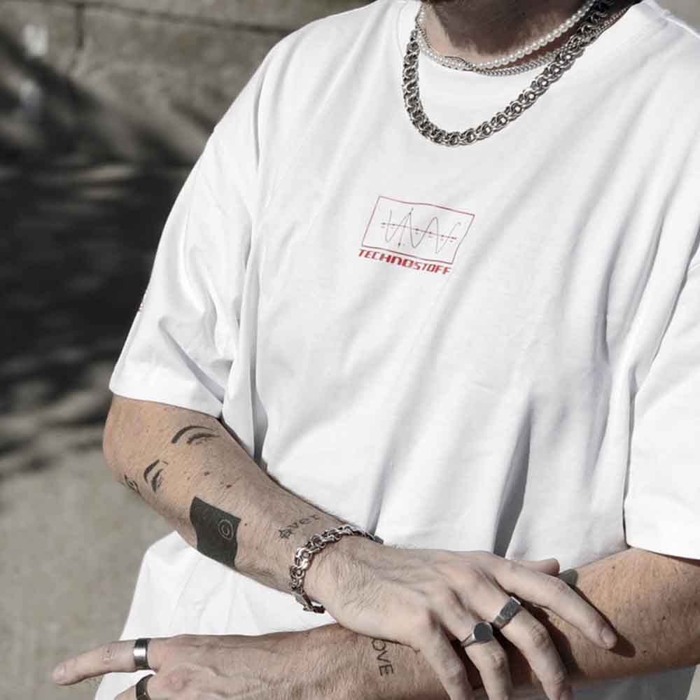 Moon Bee T-Shirt (oversized, unisex, white)