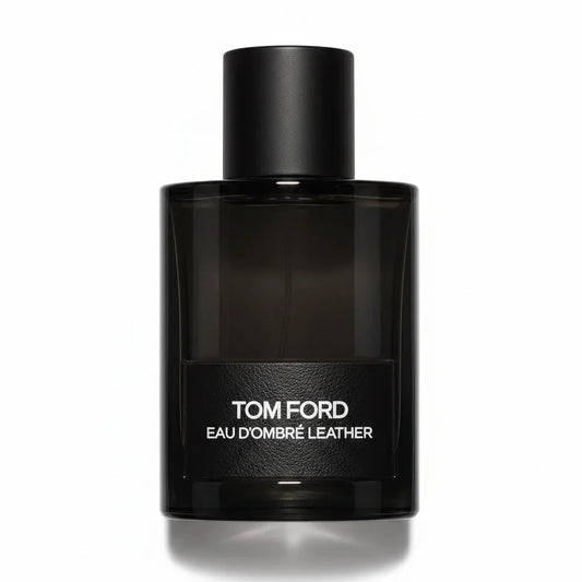 Tom Ford Eau d'Ombré Leather Parfumflakon in dunklem Glas auf weißem Hintergrund