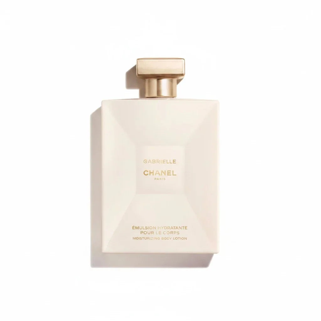 Gabrielle Chanel Moisturizing Body Lotion in einer eleganten beigen Flasche