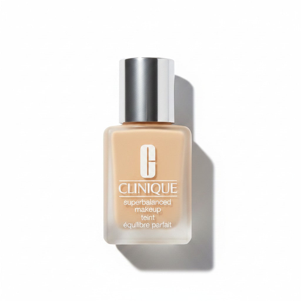 Clinique superbalanced makeup CN 28