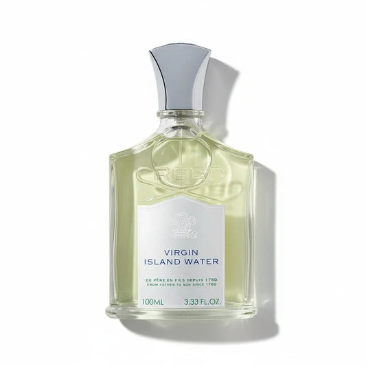 Ein Flakon Creed Virgin Island Water Parfum, 100ml, vor weißem Hintergrund.