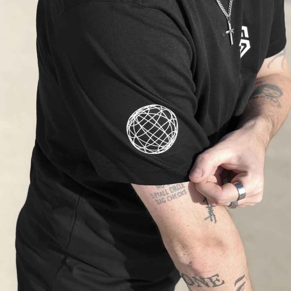 Stripe T-Shirt (oversized, unisex, black)