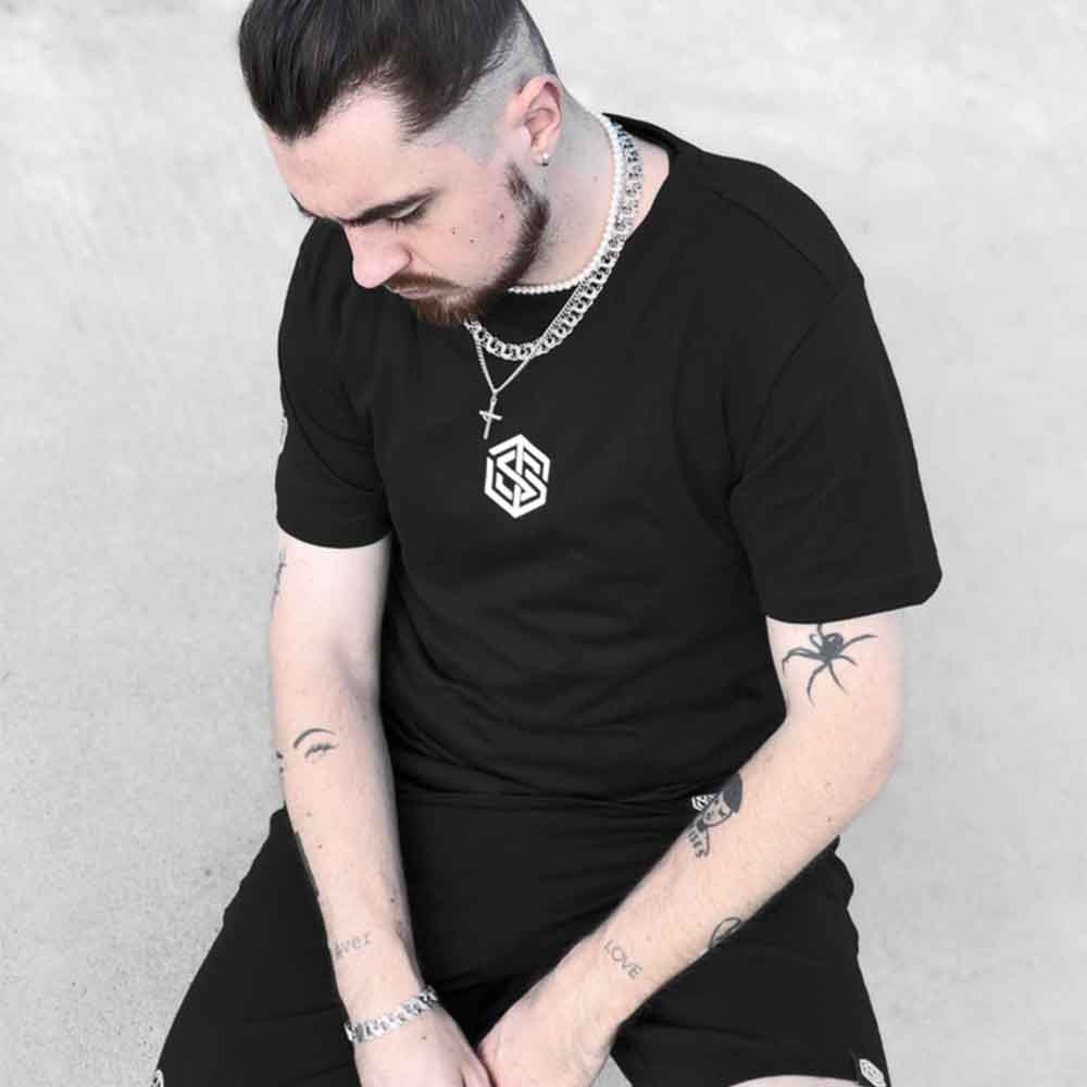 Stripe T-Shirt (regular, unisex, black)